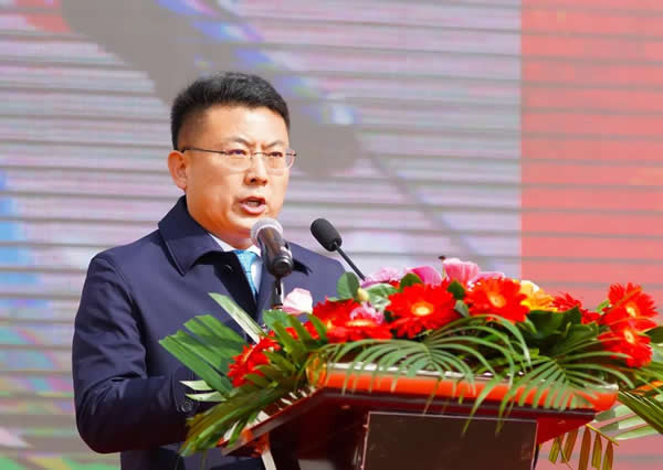 市委副书记,市长王彦博主持会议