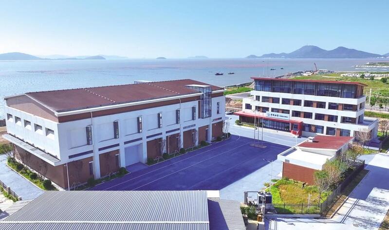 500吨级船舶溢油应急设备库在长岛投用.jpg