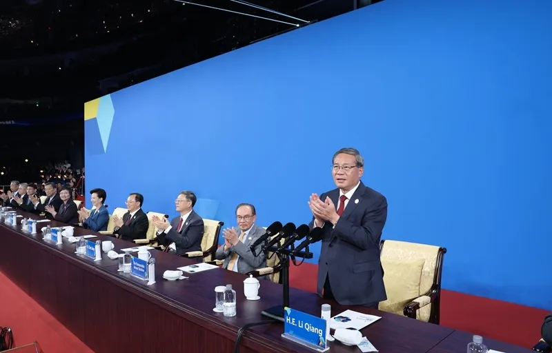 第48届世界技能大赛在上海隆重开幕 李强出席并宣布开幕.jpg
