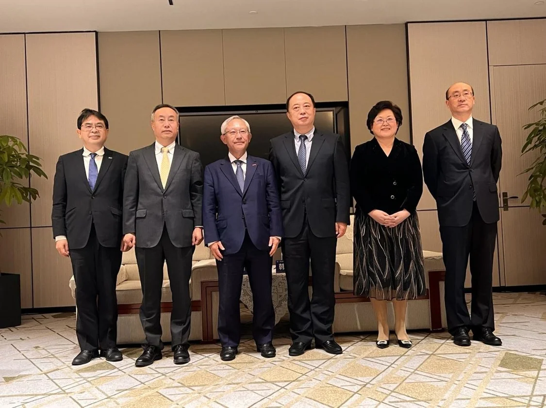 烟台市政府门户网站 市级营商环境动态 从这里链接世界:烟台的“进博会之约”