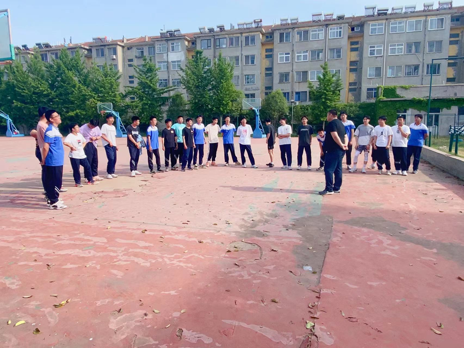 龙口第一中学东校20222023学年