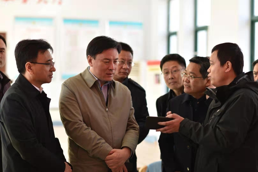3月12日,副市长,市公安局局长赵峰同志到莱州市督导全国"两会"安保