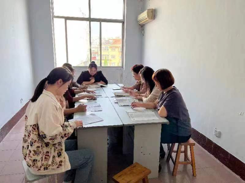 说明: 2ef409505da1b7916f39630a4d361e5