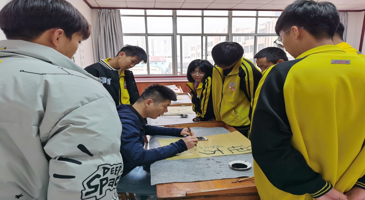 说明: 395806754806102358